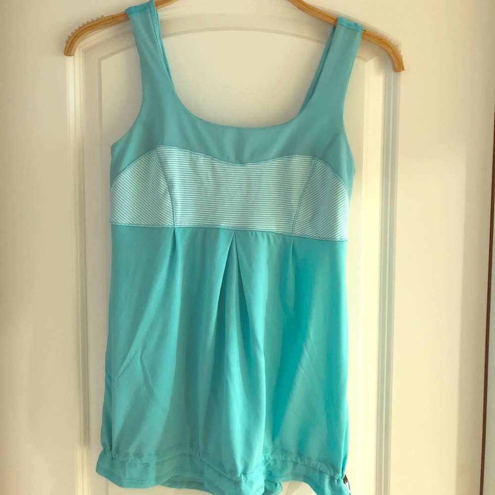 Lululemon Athletica Elevate tank top